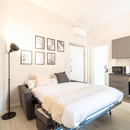 Easylife - Accogliente Residenza A Due Passi Dal Duomo Apartman Milánó Kültér fotó